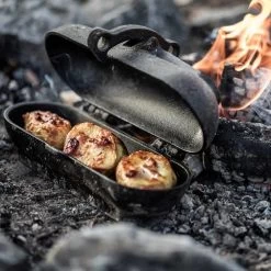 Four A Pommes De Terre Sur Braise