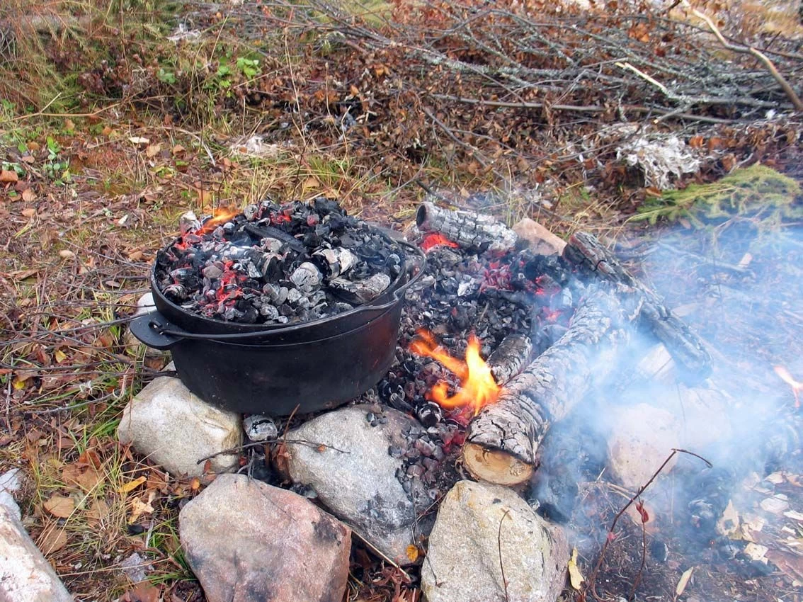 Cocotte En Fonte D'autrefois Avec Anse - 5,5l Couvercle Fonte â Image 7